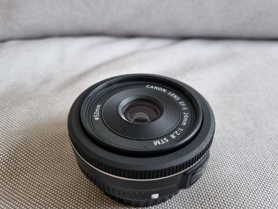 Canon Objektiv EF-S 24mm f/2.8 STM in Adlkofen