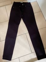 H&M Jeans aubergine weinrot Gr 38 / M Röhrenjeans Bayern - Fürth Vorschau