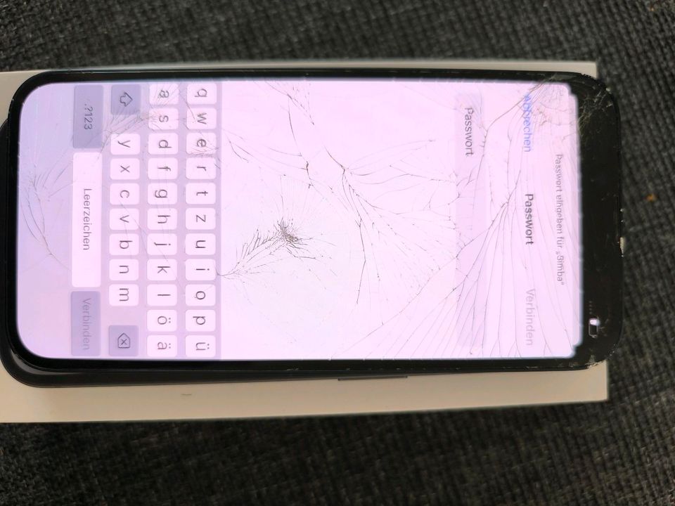 iPhone 14/128 GB/Schwarz/Nur Glasschaden/Einwandfrei Funktion in Hannover