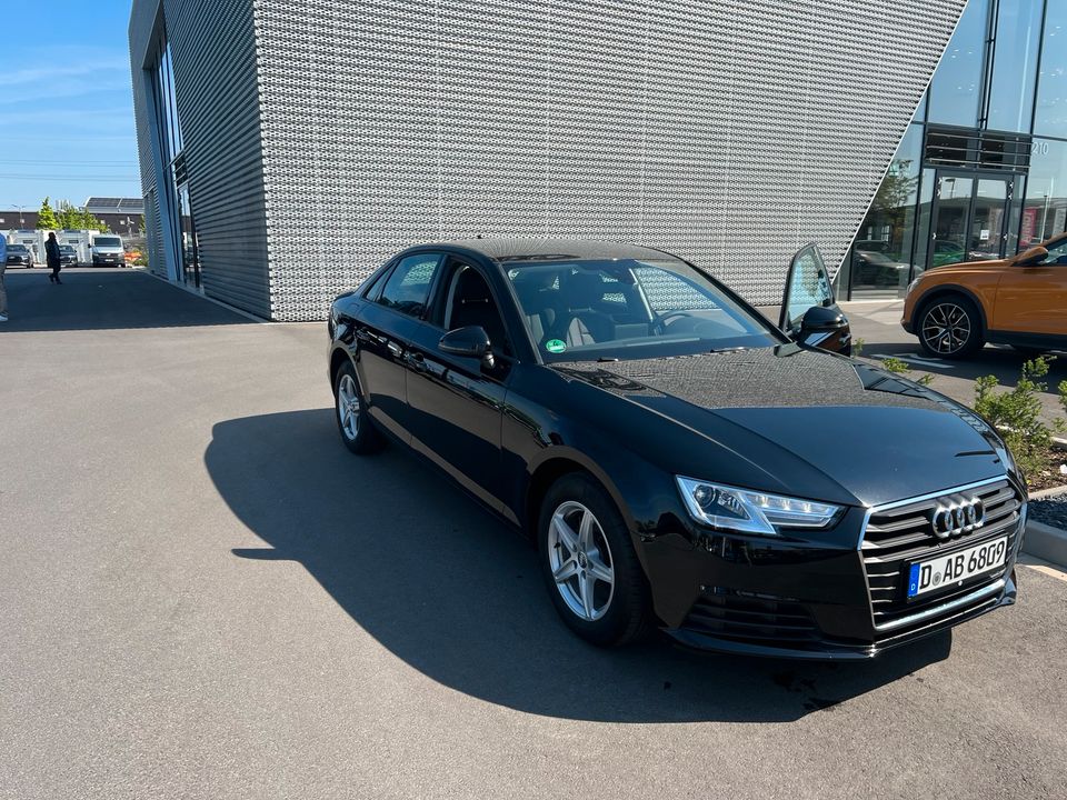 Audi A4 Autovermietung , Mietwagen , Leihwagen Düsseldorf in Düsseldorf