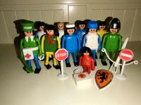 Alte Play-Big / Playmobil Figuren mit Zubehör Schleswig-Holstein - Heikendorf Vorschau