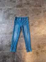 Jeans in 134 mit Gebrauchsspuren Duisburg - Walsum Vorschau