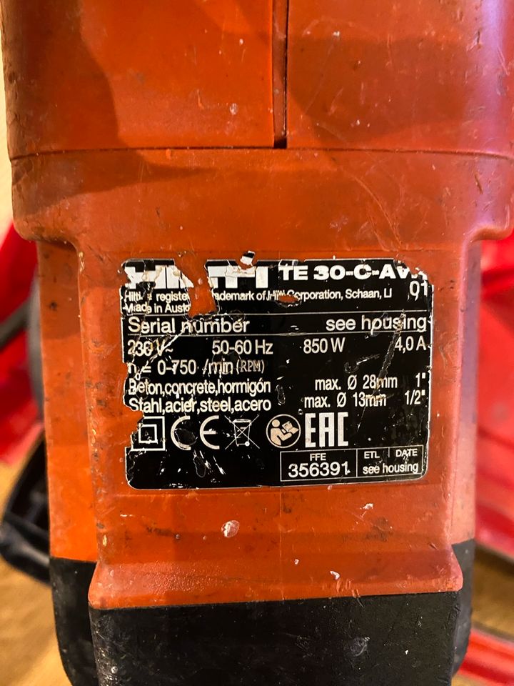 Hilti TE 30-C AVR Bohrhammer / Kombihammer in Marbach am Neckar