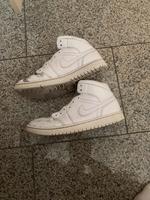 Air Jordan 1  42 kaputt Nordrhein-Westfalen - Hamm Vorschau