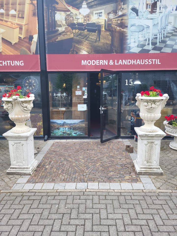 H675 Vasen auf Sockel Blumenkübel 1,70 m inkl. Lieferung in Nordhorn