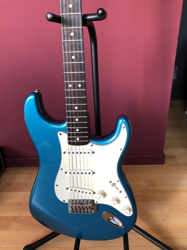 Fender Strat (Mexico) (Seriennummer MZ....) - Sehr guter Zustand in Hamburg