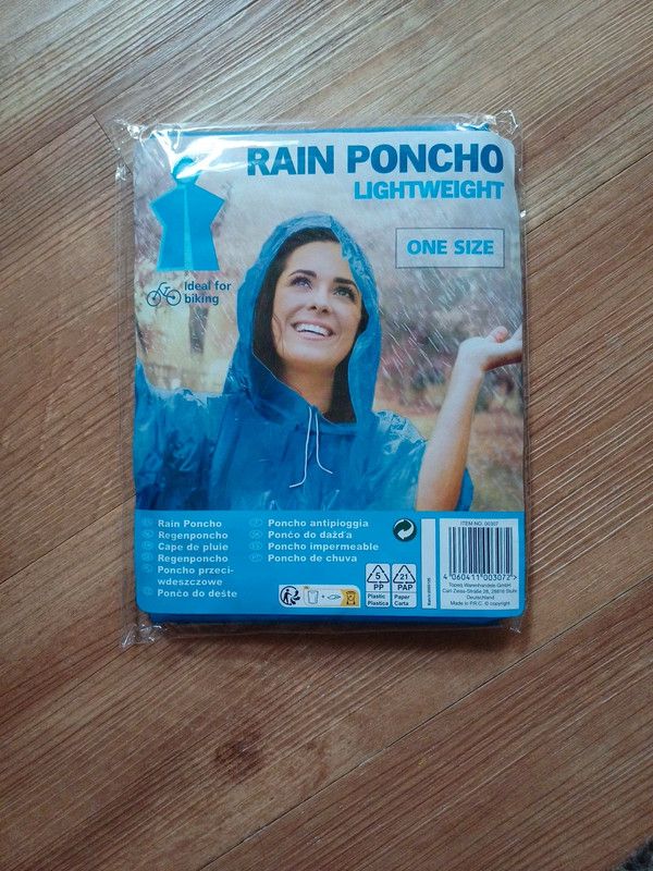 NEU Regenponcho Poncho Regen Outdoor Regenjacke Regenmantel in Potsdam