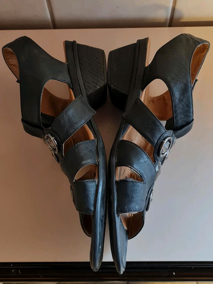 Damen Sandalen Gr. 40,Wellness Damenschuhe,schwarz, TOP!!! in Melsbach