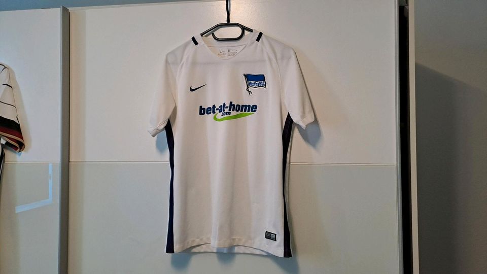 Hertha Bsc Trikot gr 158 - 170 (XL) Nike in Bielefeld