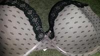 Esprit Set 2-tlg. BH 75 B, Hemd / Top 36 lila flieder schwarz Bayern - Kasendorf Vorschau