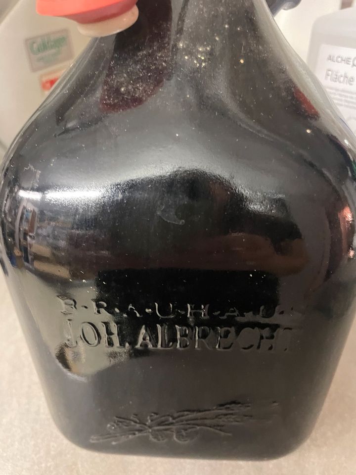 Joh. Albrecht 2 Liter Bierflasche mit Bügelverschluss in Kamen