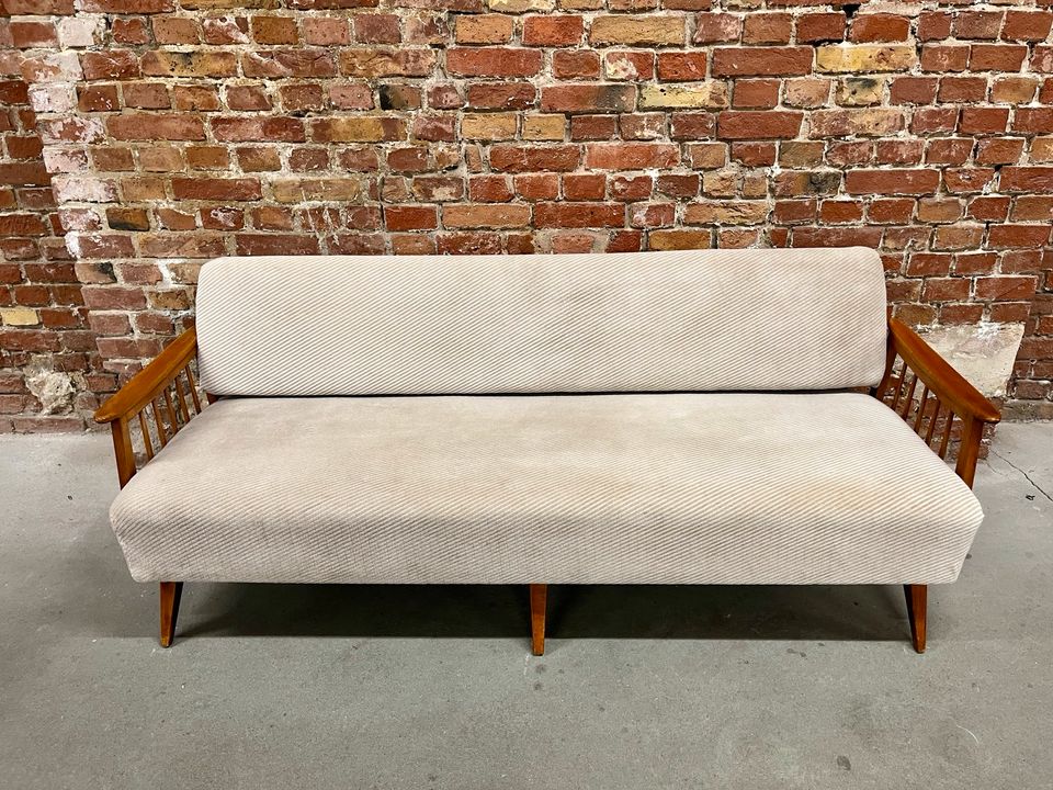 Retro Couch Sofa Daybed Vintage 60er DDR Mid Century in Berlin