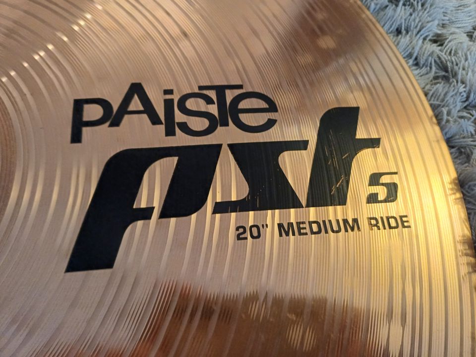 Neuw. PAISTE PST5 Medium Ride-Becken 20" # Schlagzeug (NP 139,-€) in Köln