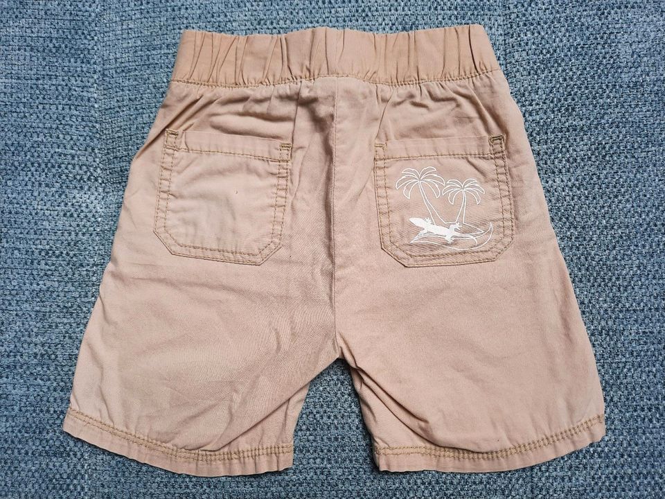 Neuwertige Pusblu Bermuda-Shorts Größe 92 Kurze Hose Shorts in Treuchtlingen
