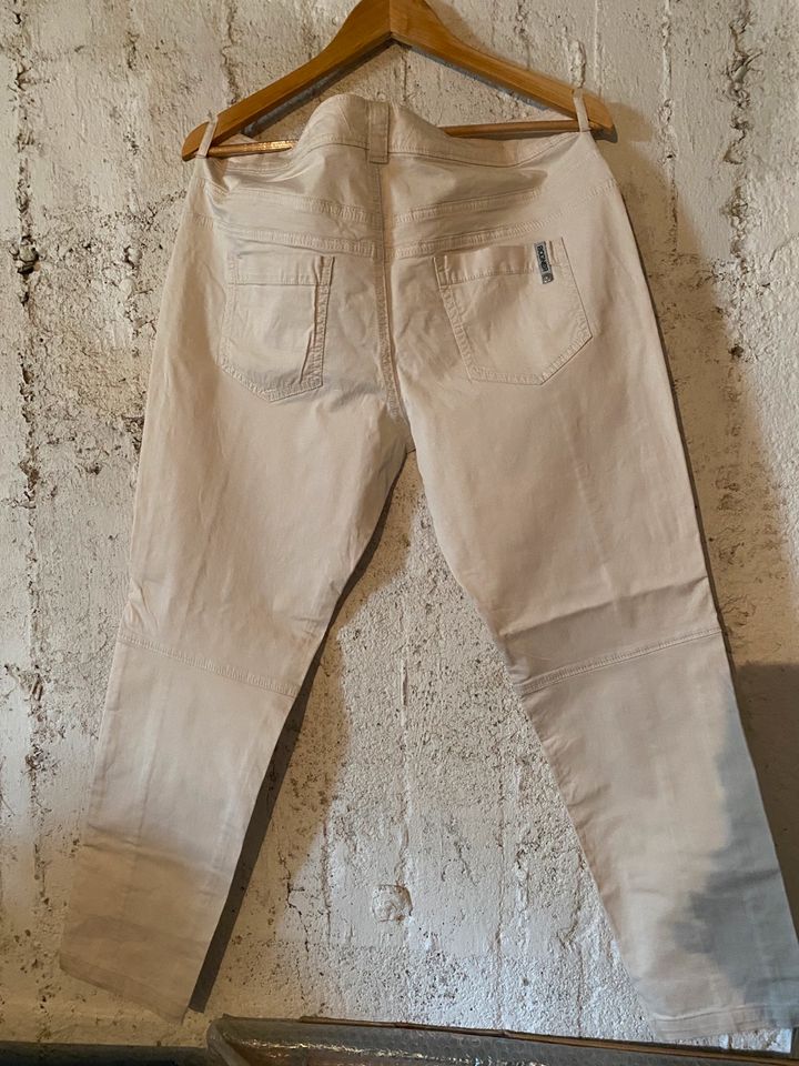 Original BOGNER Hose Jeans Creme Weiss 42 EDEL in Köln