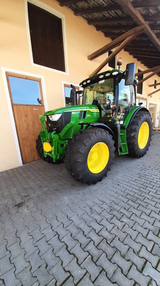 John Deere 6R150 in Pocking