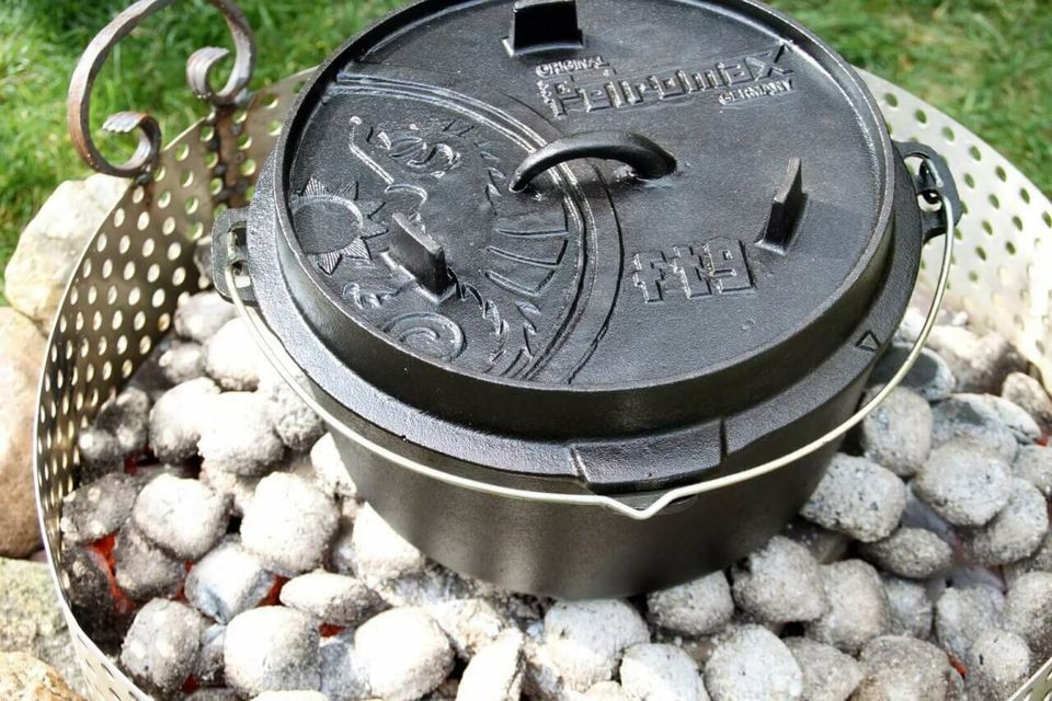 Petromax Feuertopf ft9-t Dutch Oven Kochen Schichtfleisch BBQ in Dortmund