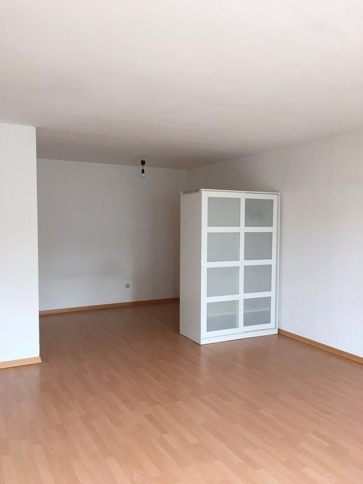 1 Zimmer-Appartement (44 qm) Nähe TU Chemnitz in Chemnitz