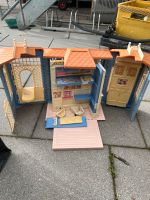 Barbie gemischt zwei Kisten + Haus Bayern - Rosenheim Vorschau