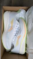 LI-NING Damen Rouge Rabbit VI Laufschuhe 36 1/3 Nordrhein-Westfalen - Heiligenhaus Vorschau