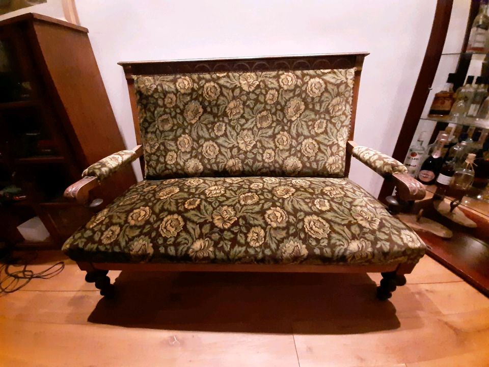 Küchensofa kleines Sofa antik in Lembruch