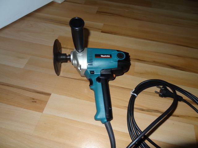 Makita Tellerschleifmaschine GV7000C Neu. in Nordfriesland - Sankt  Peter-Ording | Heimwerken. Heimwerkerbedarf gebraucht kaufen | eBay  Kleinanzeigen ist jetzt Kleinanzeigen