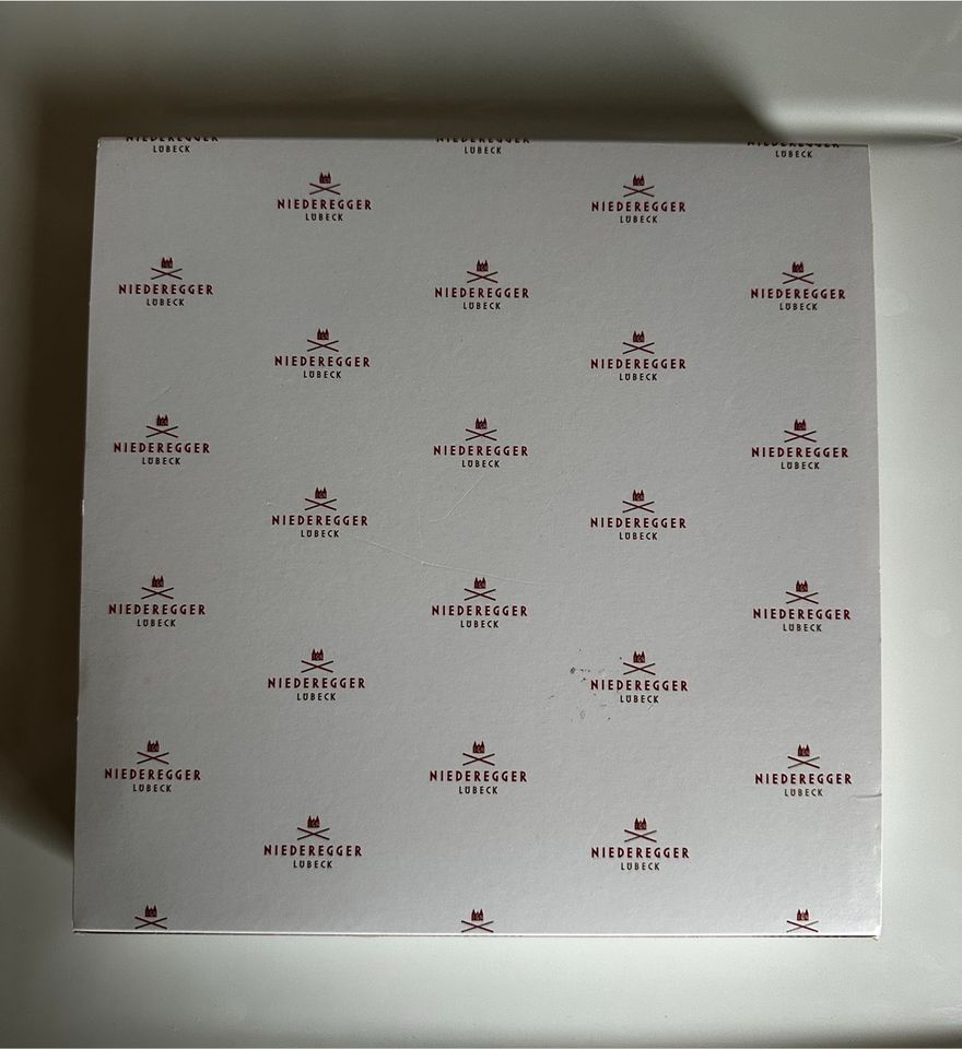 Lübecker Marzipan Niederegger Torte 500g Sonder Edition Maserati in Grevesmuehlen