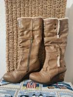 Hingucker! warme stylische Stiefel von Mustang Gr. 39 Thüringen - Hainrode (Hainleite) Vorschau