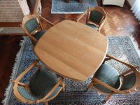 Esstisch + 4 Stühle mit Armlehne massiv Eiche Nordrhein-Westfalen - Kleve Vorschau