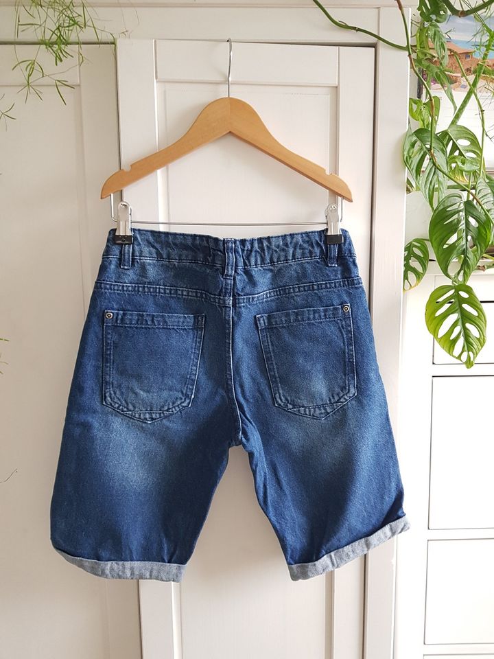 ❤️ H&M ❤️ kurze Hose Sommerhose Jeans Shorts Gr. 134 140 152 in Markkleeberg