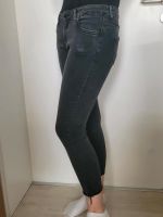 Primark Damen 3/4 Jeans Gr. 38 schwarz neu. Thüringen - Erfurt Vorschau