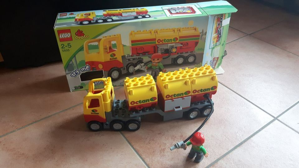 Lego Duplo 5605 Tanklaster mit Sound in Köln