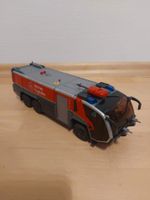 Wiking Panther Flugfeldlöschfahrzeug FLF Berliner Feuerwehr 1:43 Nordrhein-Westfalen - Warstein Vorschau