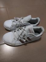 Mädchen Sneaker Adidas gr 36 Niedersachsen - Suddendorf Vorschau