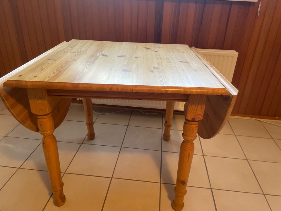 Tisch Küchen-/ Esstisch Holz in Flensburg