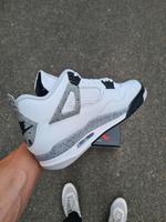 Jordan 4 Retro / Größe 44 / Neu mit Karton / Original Stuttgart - Weilimdorf Vorschau