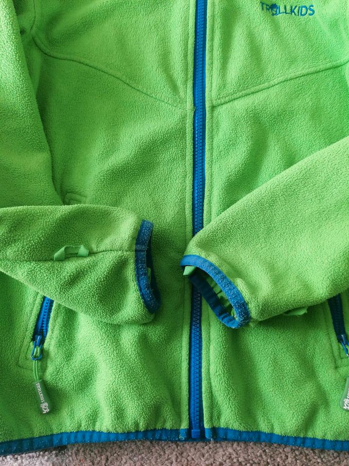 Trollkids Fleecejacke Strickjacke Größe 140 in Dresden