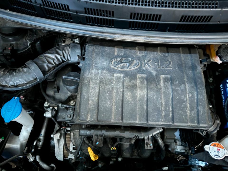 Hyundai I10 II Motor 87 PS 64 KW 1,2L Code: G4LA  67913 KM in Bad Berneck i. Fichtelgebirge