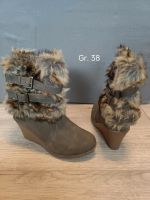 Stiefel halbhoch gefüttert - Gr. 38 - Keilabsatz Duisburg - Duisburg-Süd Vorschau