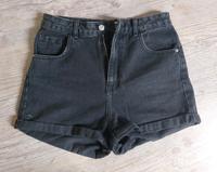 Tally weijl Shorts kurze Hose Gr. 38 schwarz Sachsen - Netzschkau Vorschau