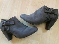 PIECES Damen High Heels Pumps grau Nubukleder Gr. 38 neuwertig Niedersachsen - Göttingen Vorschau