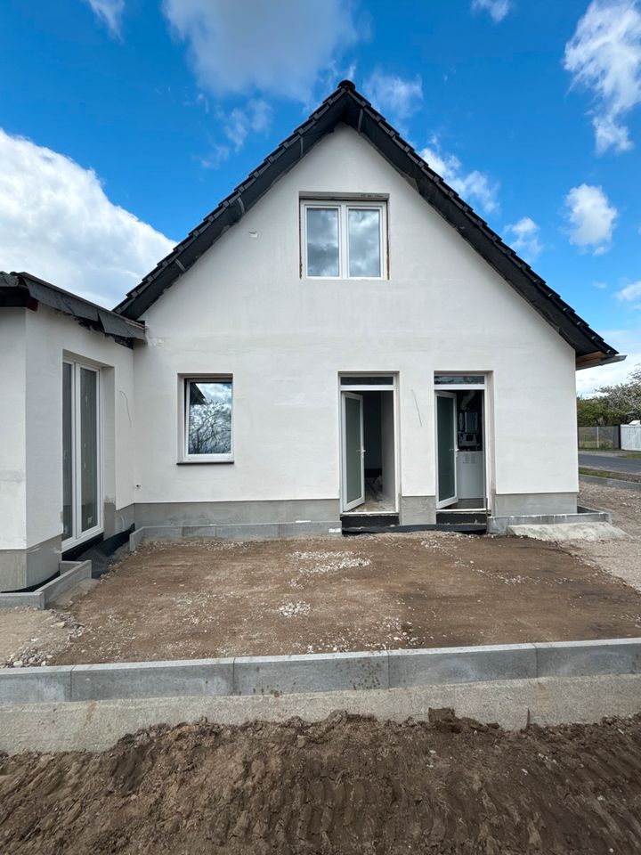 - Erstbezug nach Sanierung - gemütliches Doppelhaus mit Garten in Eberswalde zu vermieten. in Eberswalde
