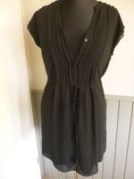 Wunderschönes  Kleid  H&M  Gr. 36  Schwarz Nordrhein-Westfalen - Lippetal Vorschau