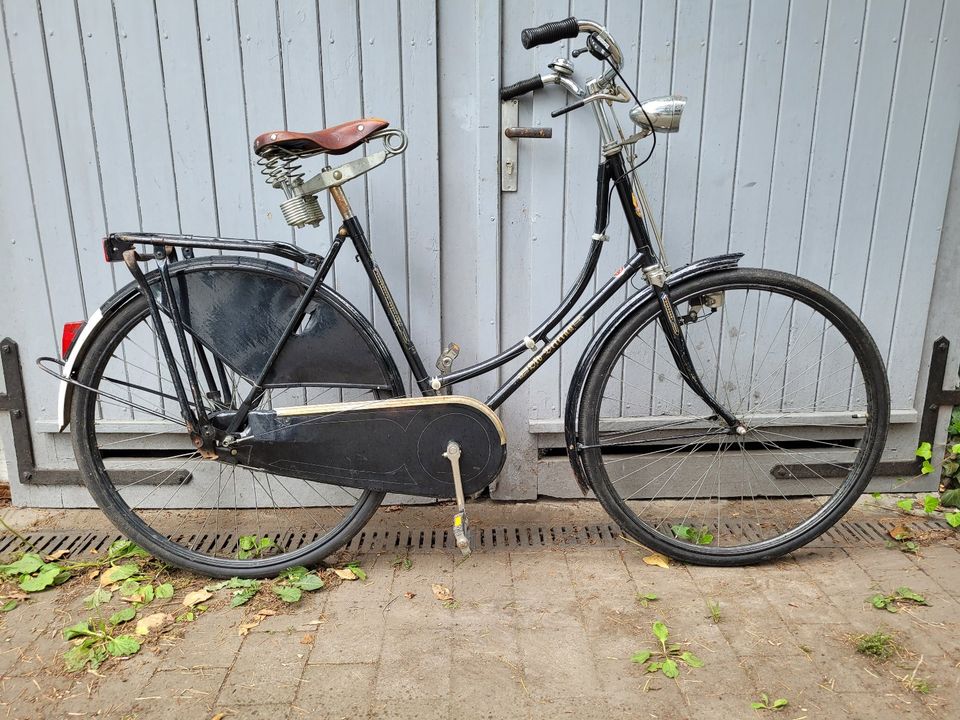 Old Vetran Damen Hollandrad 28" #205 in Halstenbek