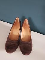 Pumps Salamander Größe 40 Toller Schuhe Braun VeloursLeder Hessen - Hauneck Vorschau