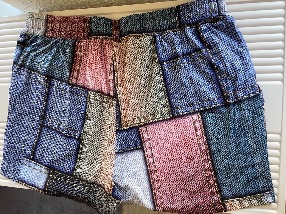 Bunte Shorts, Gr. XL, NEU in OVP in Görlitz