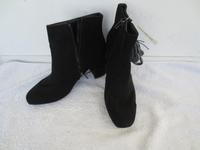 Wildlederoptik Style schwarze Stiefel Comfort FIT *neu* 42/43 Bayern - Schwabach Vorschau