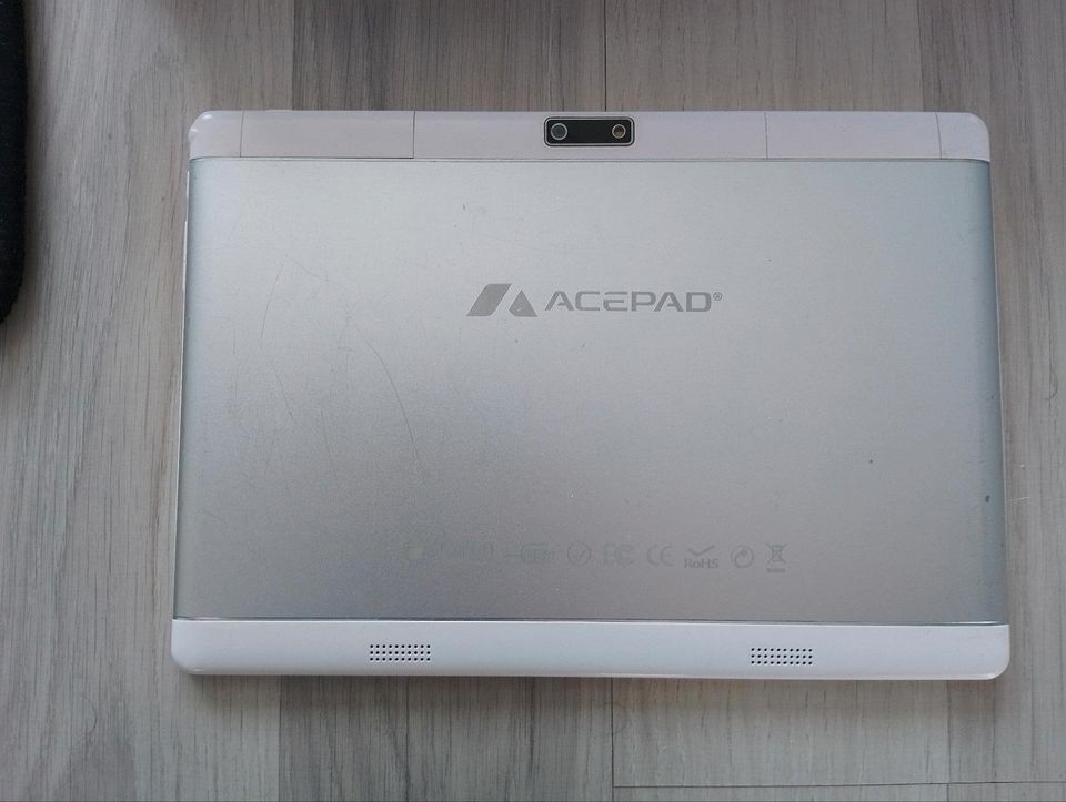 Acepad A121  10,1 Zoll weiß Rückseite Silber in Göppingen