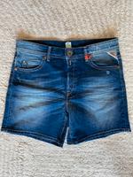 Damen Short kurze Hose von REPLAY NEU Größe 27 blau blue Denim Kr. München - Unterhaching Vorschau