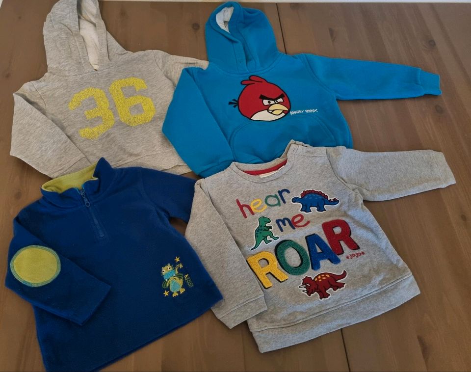 Kinder-Kleidungs Paket (64 Teile), Jungen  (ab Größe 74) in Berlin